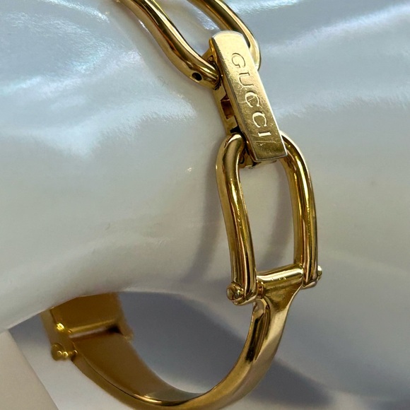 Gucci Gold Rectangular Women's Watch - Picture 8 of 14